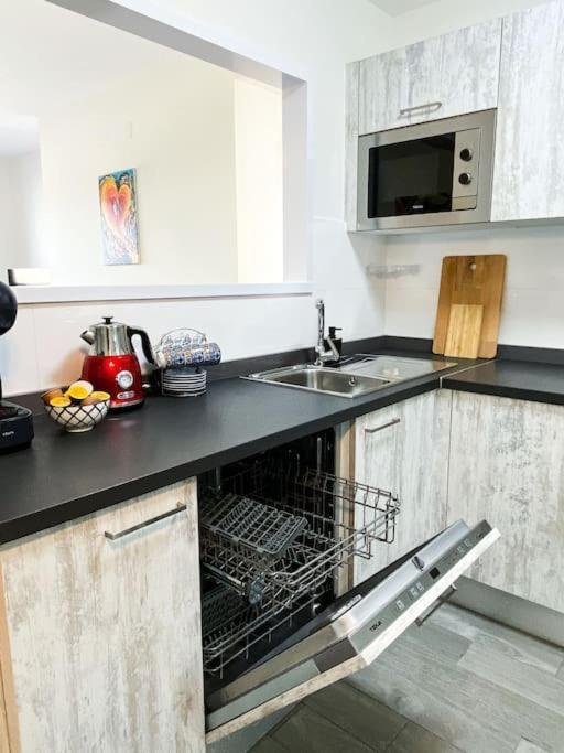 Sunny Luxury Apartment With Two Great Sunny - Level Terraces, Two Swimming Pools, In A New Complex Pueblo Majorero, Close To Fuerteventura Golf Club, Next To The Beach , Atlantico Shopping Mall And Casino In Caleta De Fuste Εξωτερικό φωτογραφία