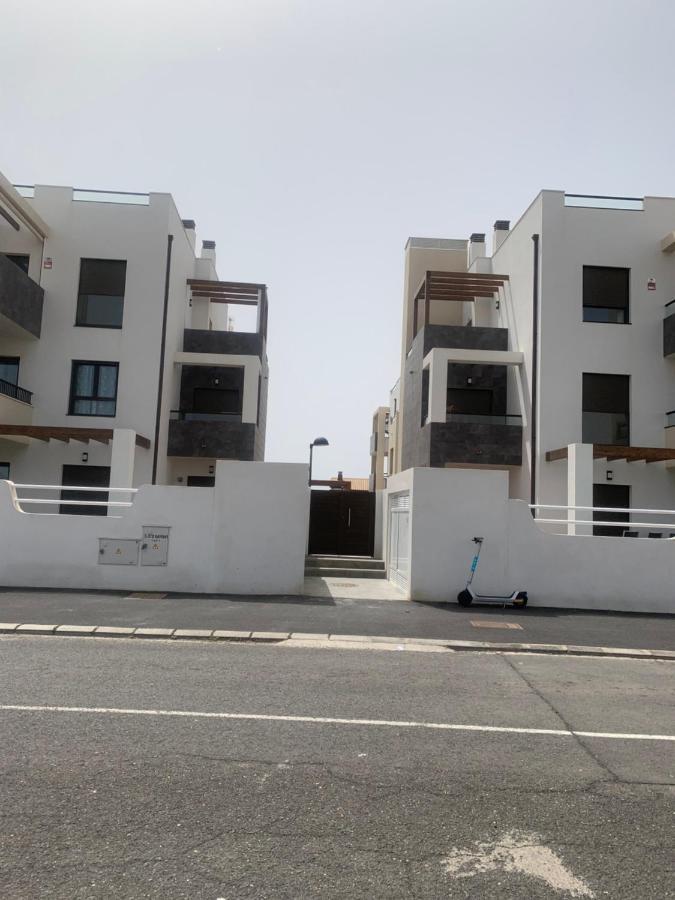 Sunny Luxury Apartment With Two Great Sunny - Level Terraces, Two Swimming Pools, In A New Complex Pueblo Majorero, Close To Fuerteventura Golf Club, Next To The Beach , Atlantico Shopping Mall And Casino In Caleta De Fuste Εξωτερικό φωτογραφία